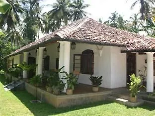 Athulya Villas Kandy Hotel